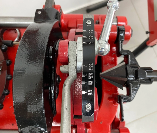 Резьбонарезной станок BREXIT BrexMATIC 2С для метрической резьбы